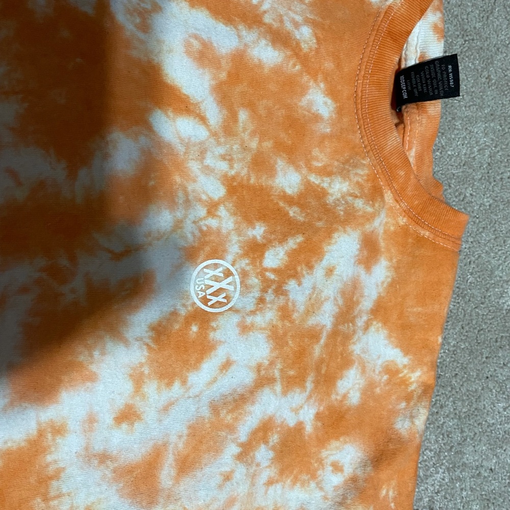 10 Deep Japanese lettering long sleeve shirt.
